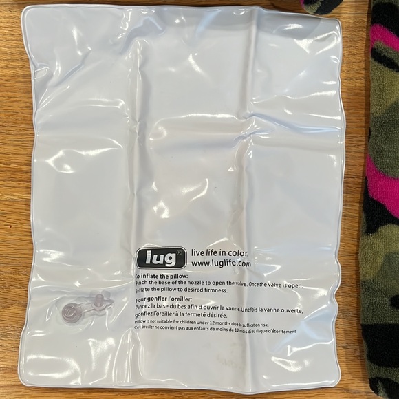 Lug Nap Sac travel airplane pillow and blanket! - Picture 3 of 14